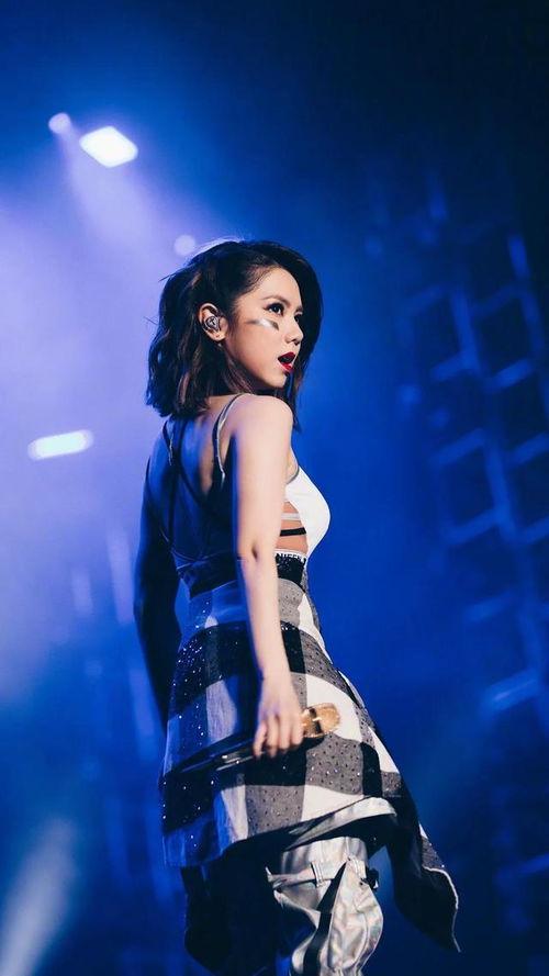 邓紫棋照片 手机壁纸